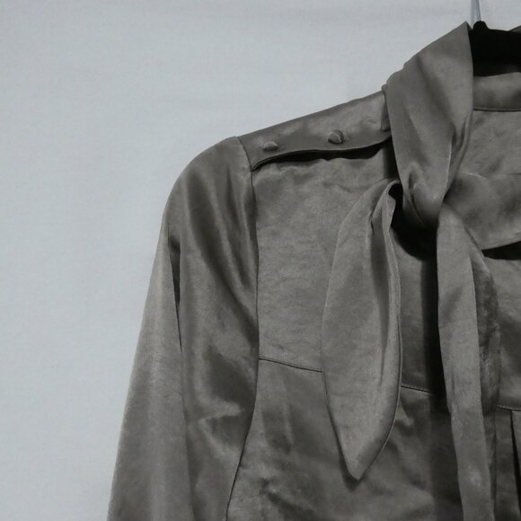 WILFRED | small | Elegant Tie-Neck Blouse | Buttoned Cuffs and Shoulder - Picture 3 of 14